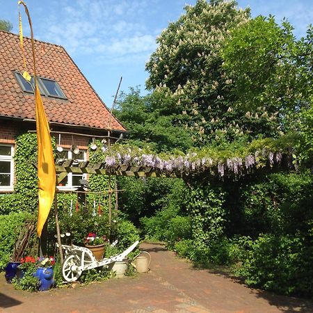 Privatzimmer Alte Schule Suderburg Exteriör bild
