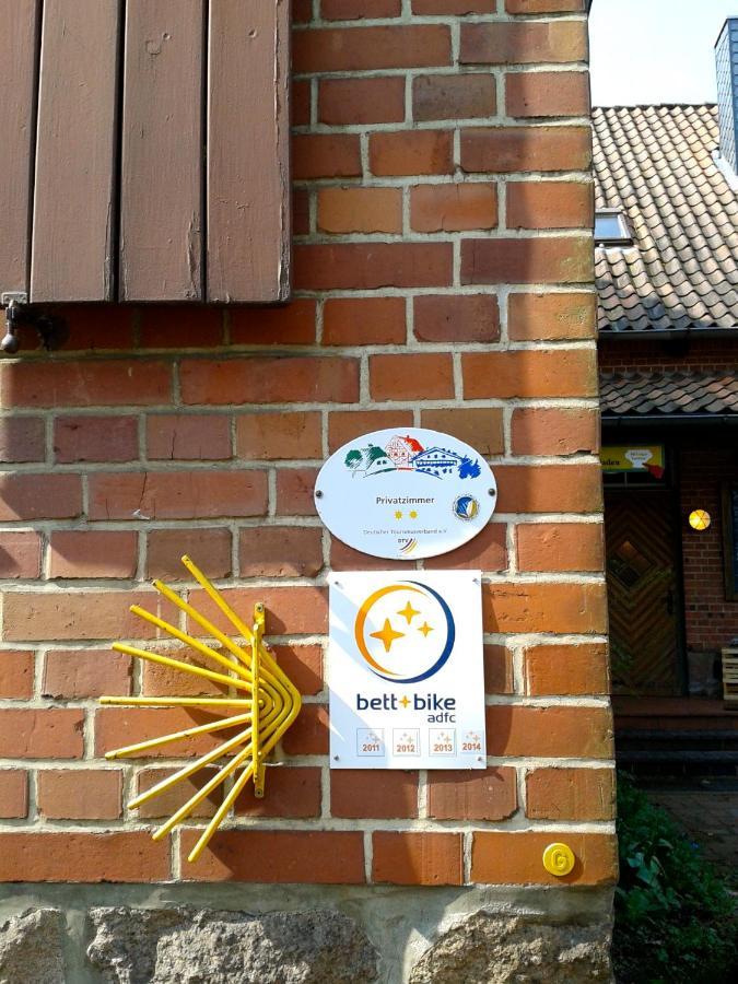Privatzimmer Alte Schule Suderburg Exteriör bild