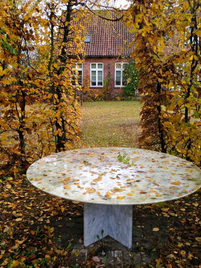 Privatzimmer Alte Schule Suderburg Exteriör bild